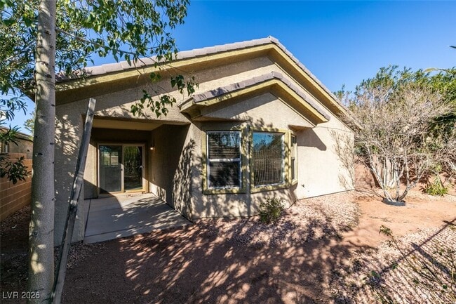 Building Photo - 4013 Gliding Gulls Ave