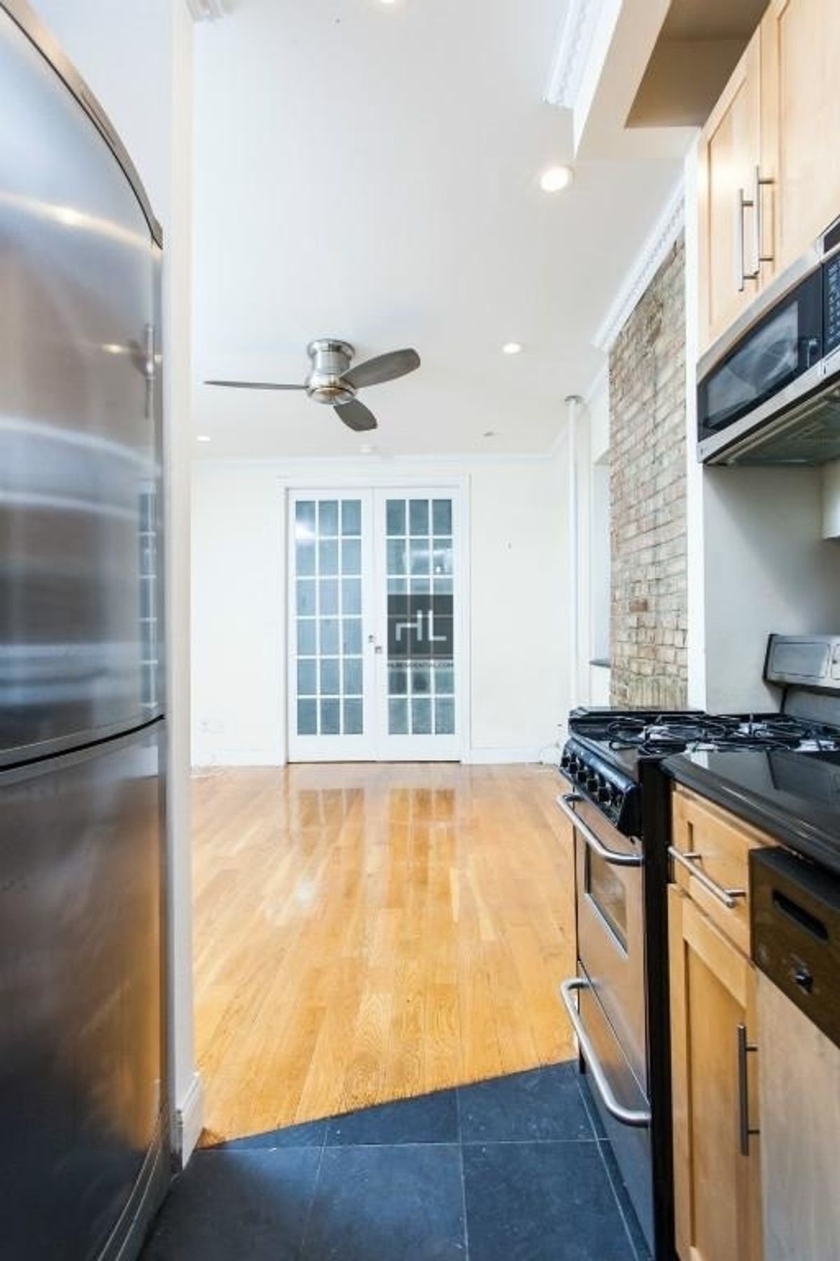 Building Photo - NO FEE One Bed in Kips Bay! Won't Stay on ...