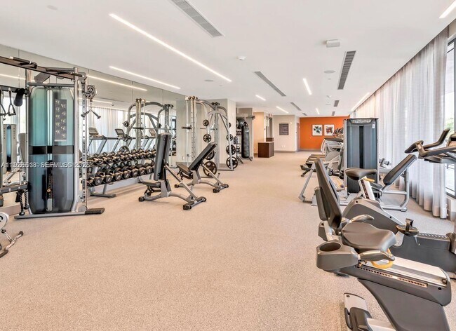 Building Photo - 5350 NW 84th Ave