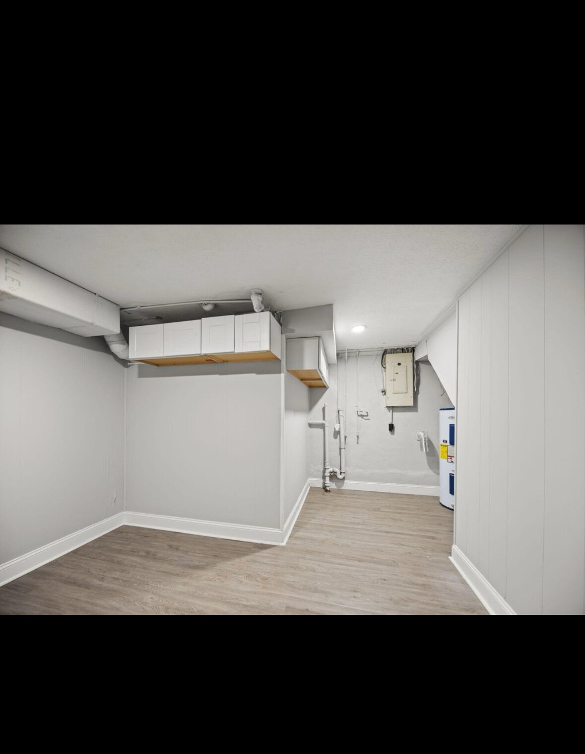 Laundry - 100 N Brookhaven Dr