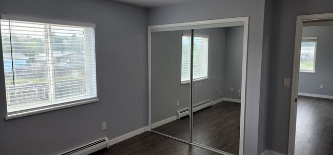 Building Photo - 36 Hunters Way