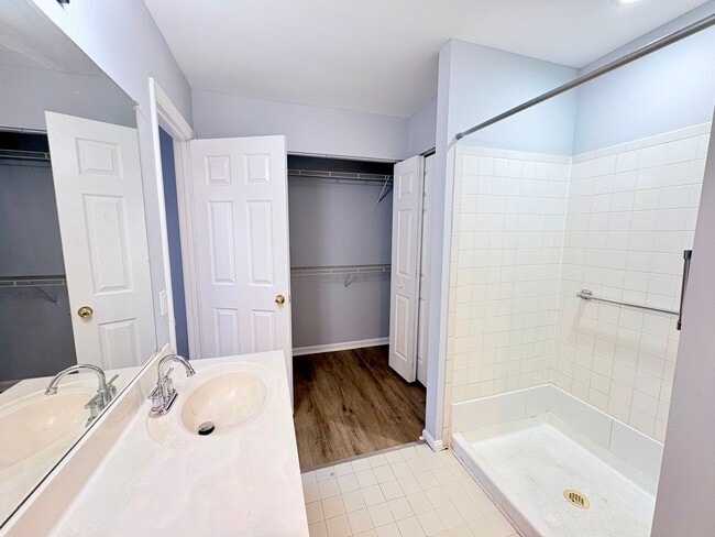 Building Photo - Beautifully Renovated 4-Bedroom Home in Owings Mills, MD!
