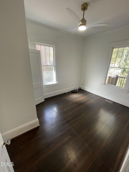 Building Photo - 313 Calvin Rd