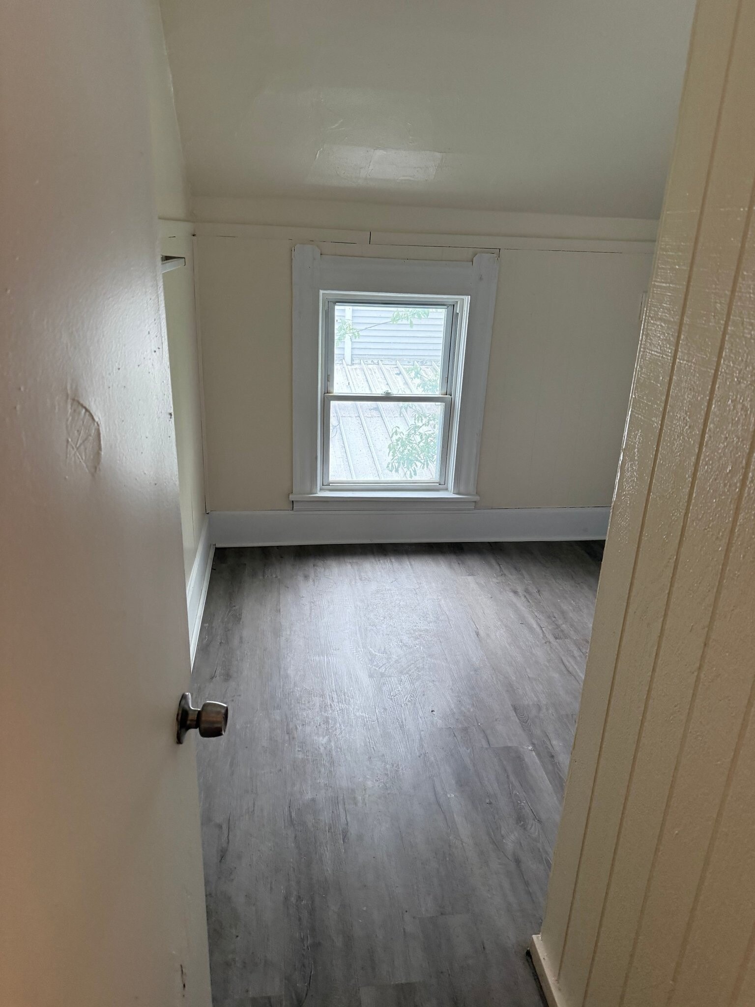 Building Photo - 1948 Long Ave