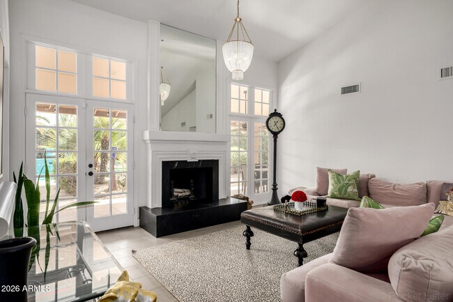 Building Photo - 9825 E Turquoise Ave