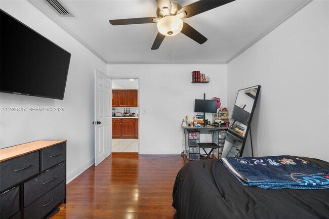 Building Photo - 4306 Johnson St