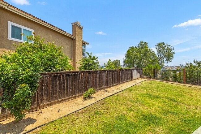 Building Photo - Cul-de-sac 4-bedroom House