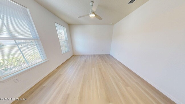 Building Photo - 152 Red Barn Rd