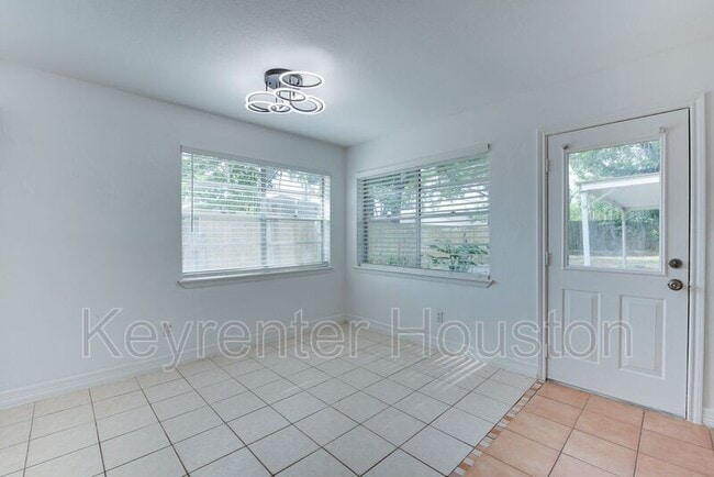 Building Photo - 2413 Woodgate St