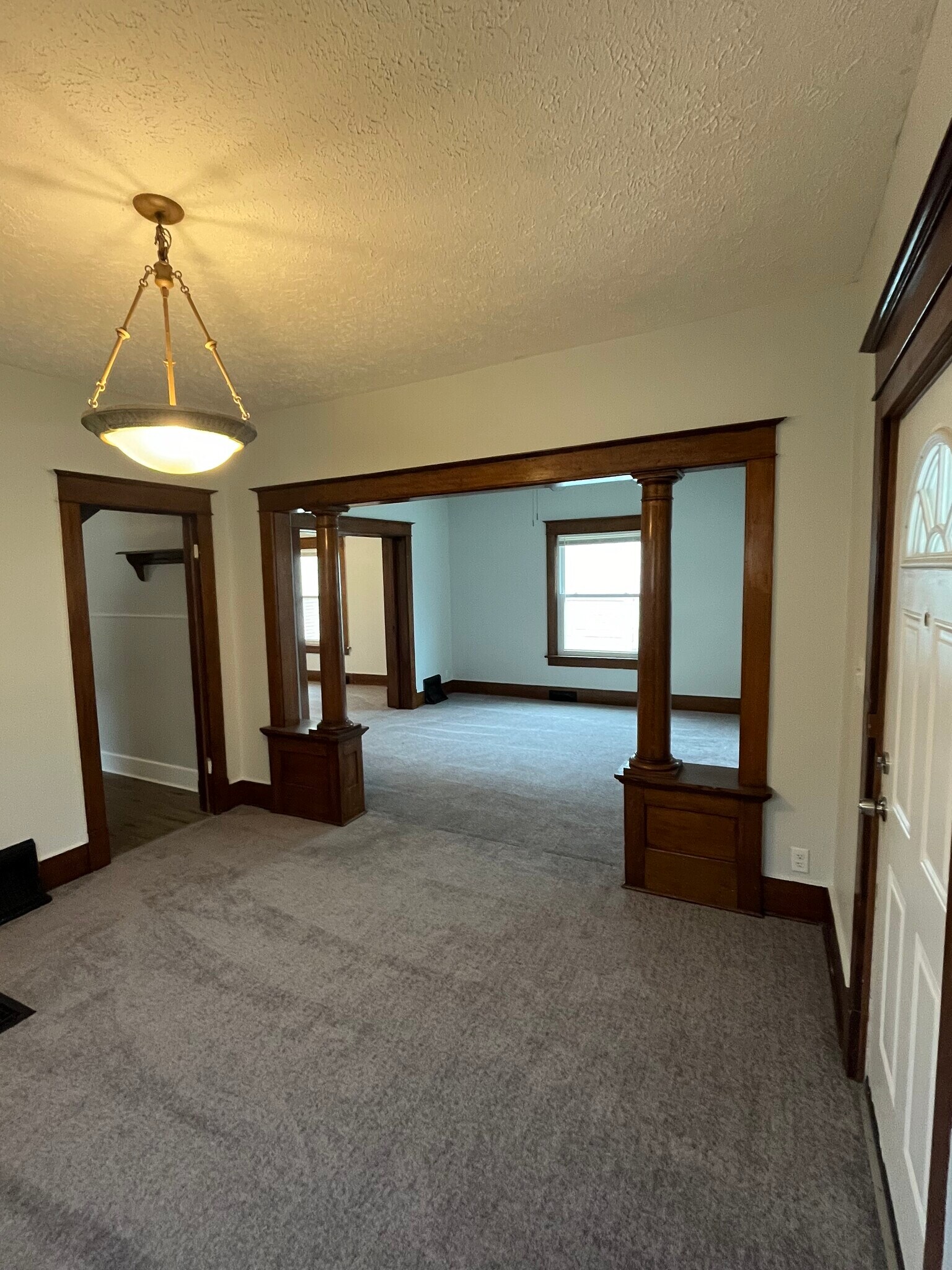 Building Photo - 430 N 25th St