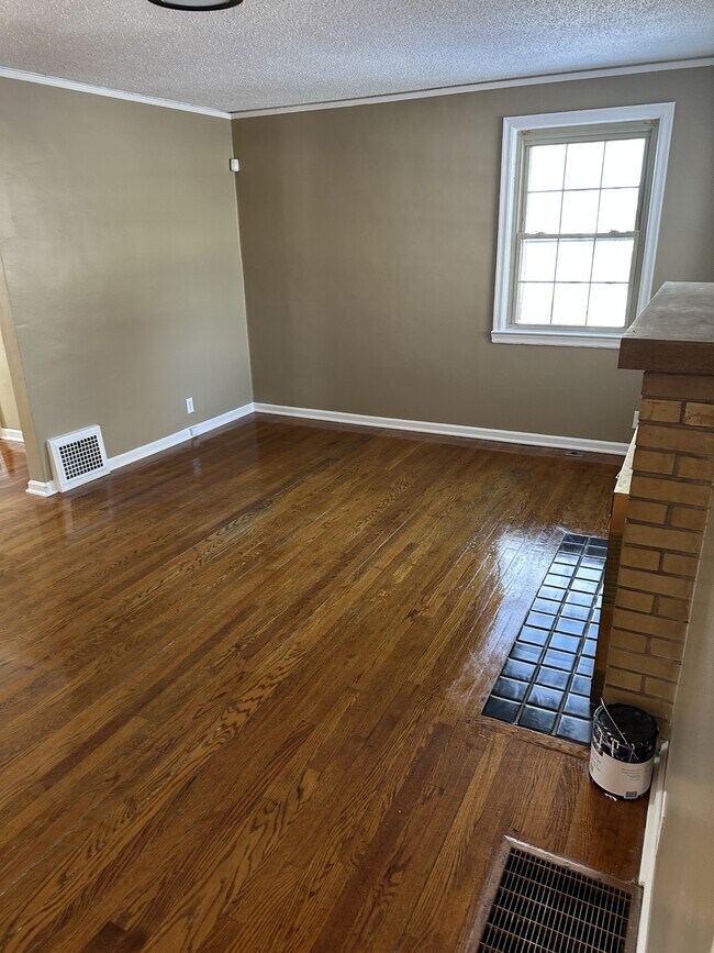 Building Photo - 2500 N 49th St