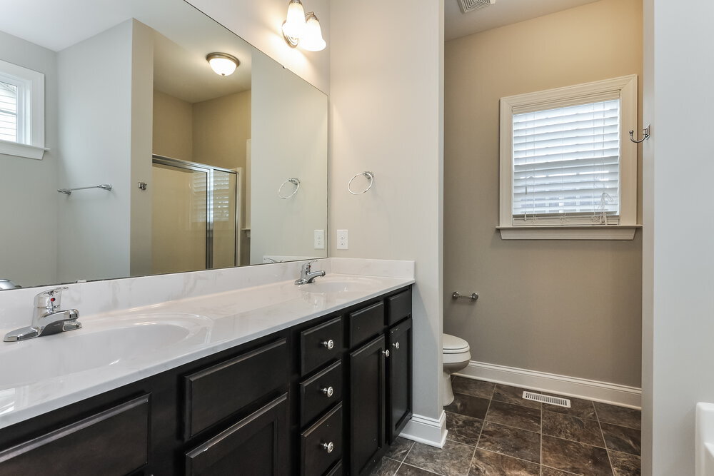 Building Photo - 20 Tia Circle