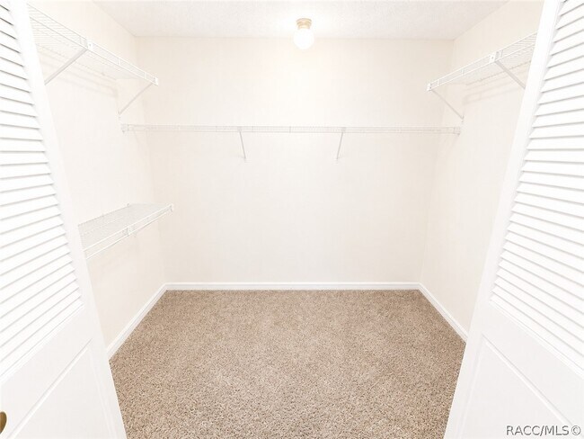 Building Photo - 9476 W Green Bay Ln