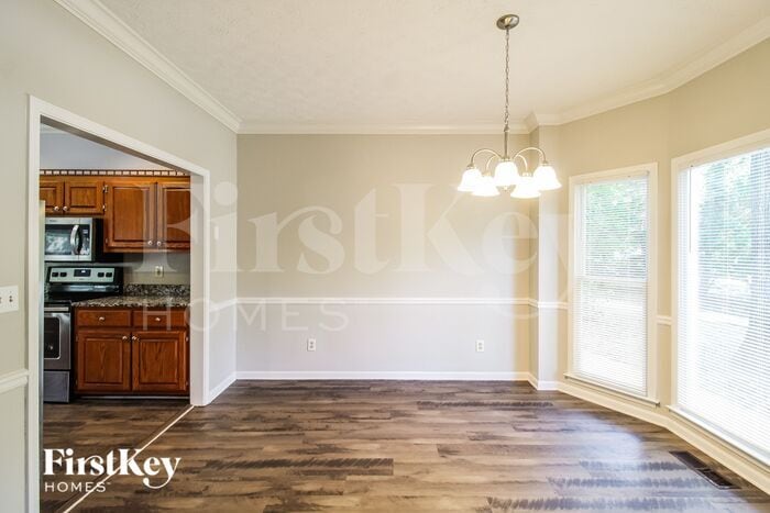 Building Photo - 35 Fair Ridge Ct