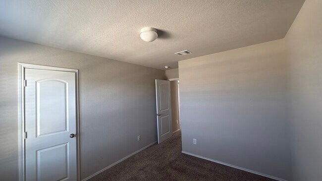 Building Photo - 21143 Waze Lewis Dr