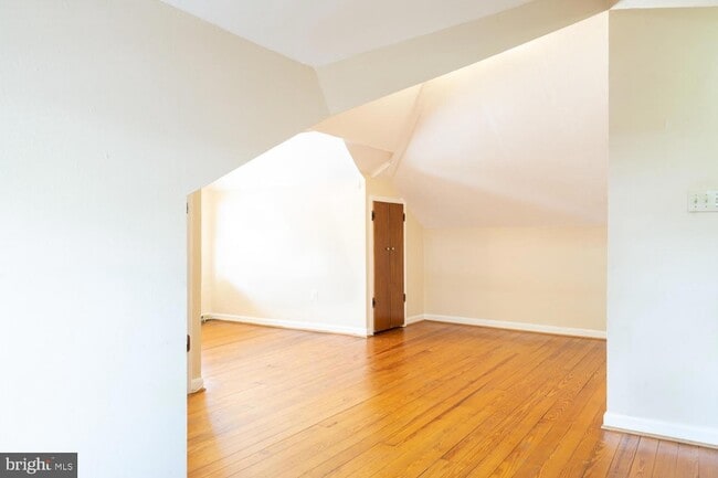 Building Photo - 804 20th St S