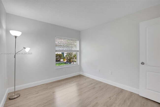 Building Photo - 1574 NW 103rd Terrace