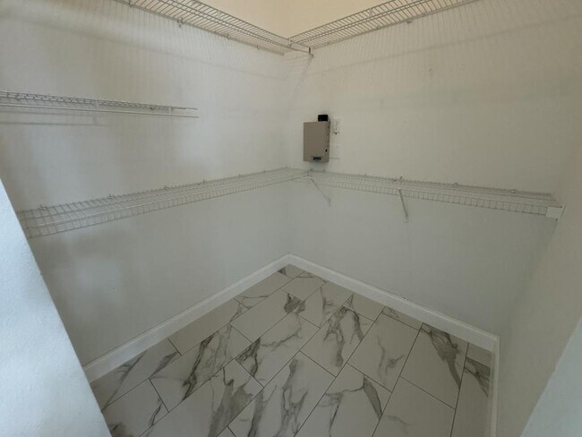 Building Photo - 2347 Blake Way