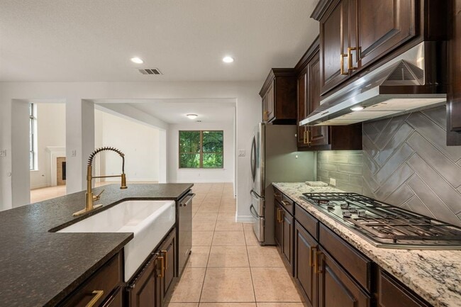 Building Photo - 2201 Quarry Loop
