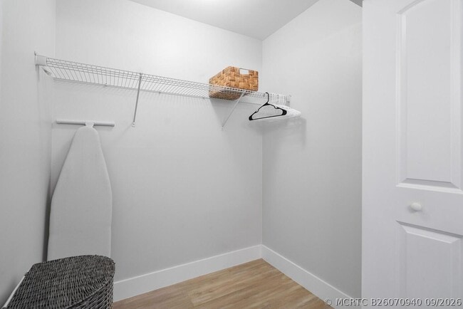 Building Photo - 13095 Belhaven Ct
