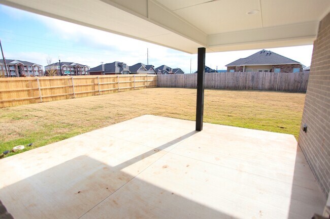 Building Photo - Playful, Modern Home - Deer Creek Schools,...