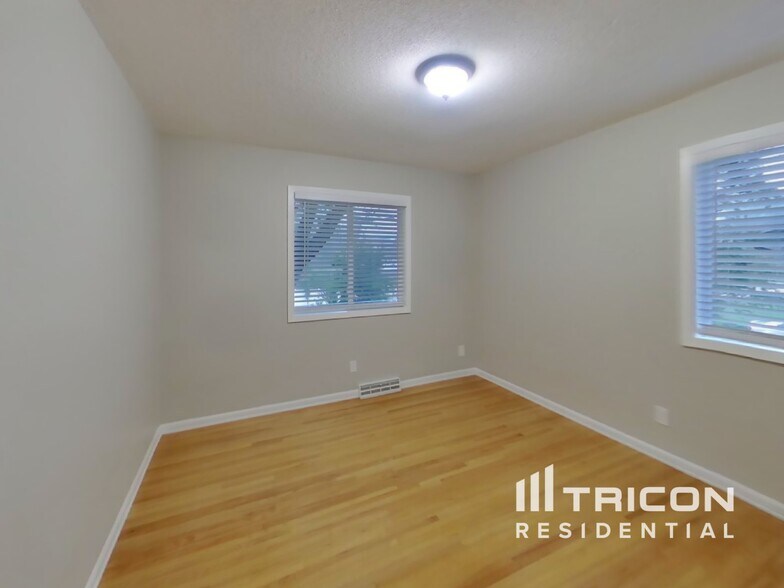 Building Photo - 6421 Limerick Dr