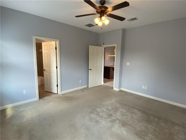 Building Photo - 4417 Mattie St