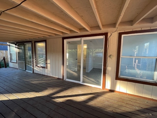 Building Photo - 2527 Riverside Dr
