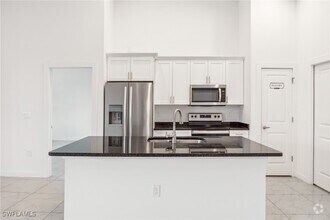 Building Photo - 4206 NW 38th Terrace