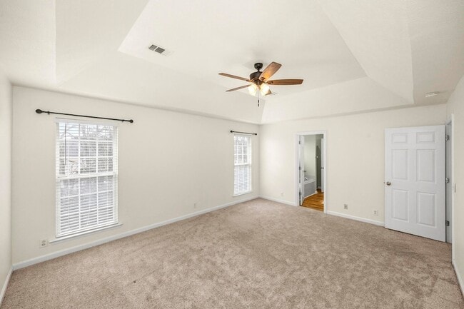 Building Photo - 7028 Sugarplum Rd