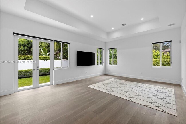 Building Photo - 9580 SW 101st Terrace