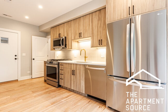 Building Photo - 2457 W Logan Blvd