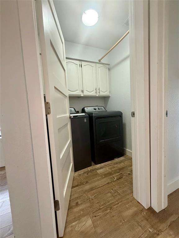 Building Photo - 17844 Park Valley Dr