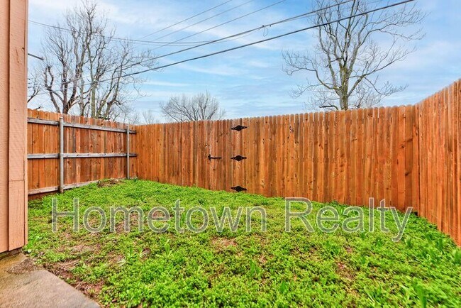 Building Photo - 8075 NW 23rd St