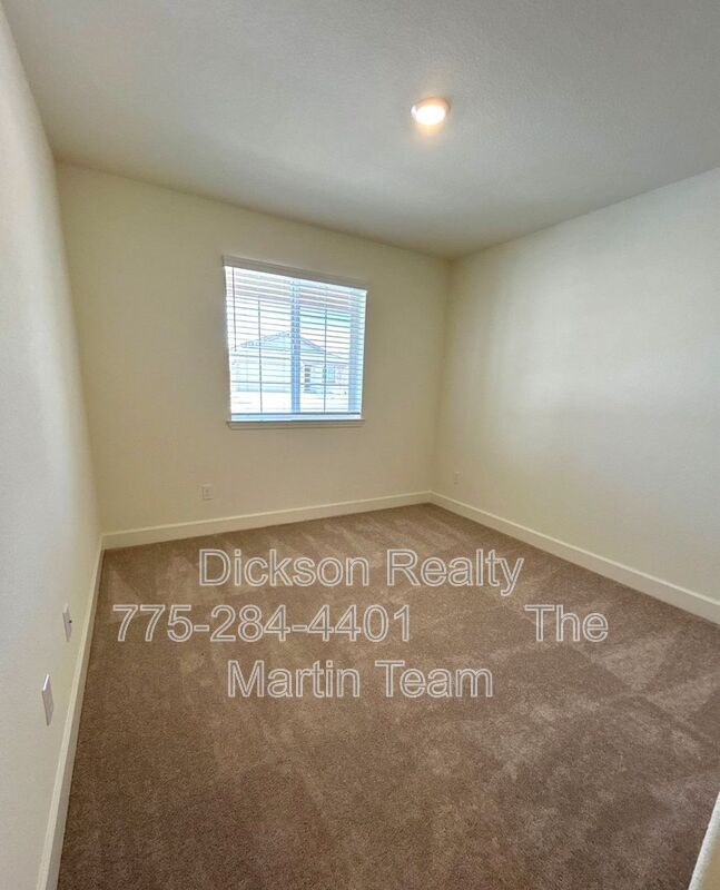 Building Photo - 904 Cascade Range Dr