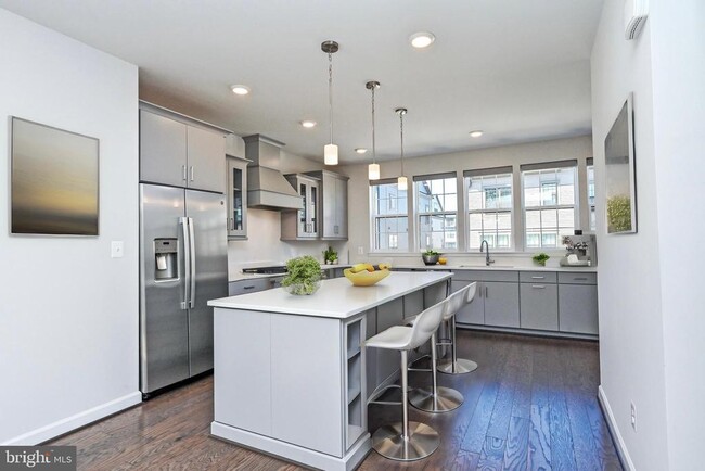 Building Photo - 4388 Fair Lakes Ct