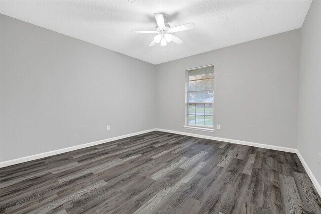 Building Photo - 11727 Scottsdale Dr