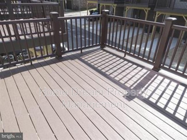 Building Photo - 1016 Trestle Dr