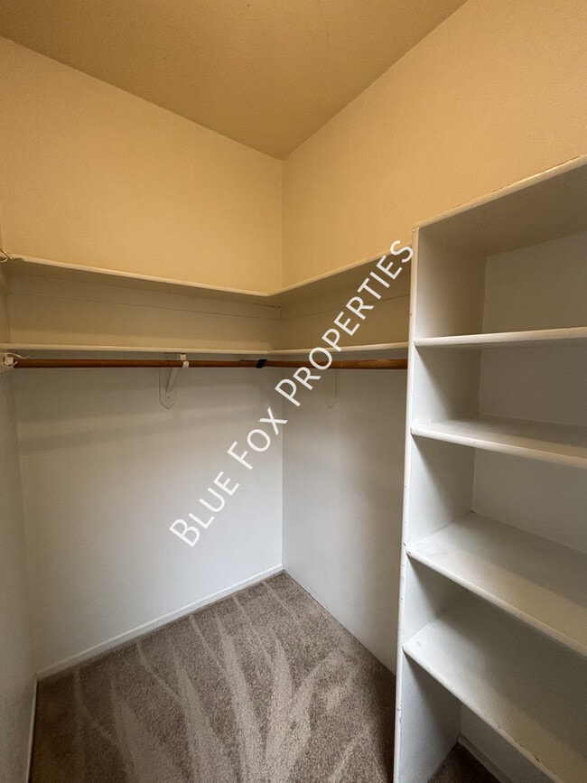 Building Photo - 5958 Sun County Blvd