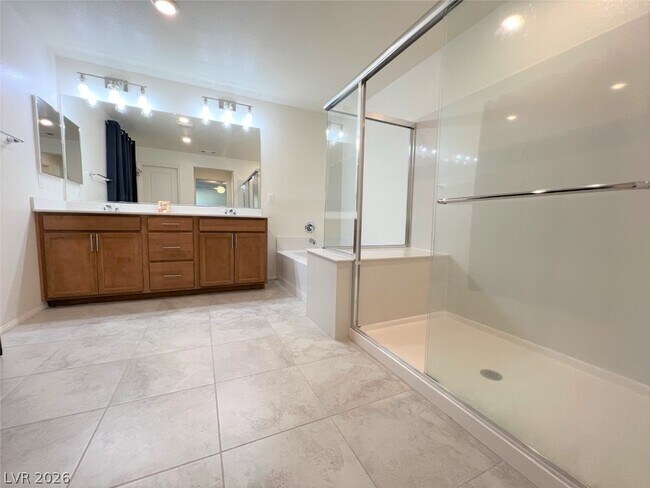 Building Photo - 10289 Sweet Woodruff Dr