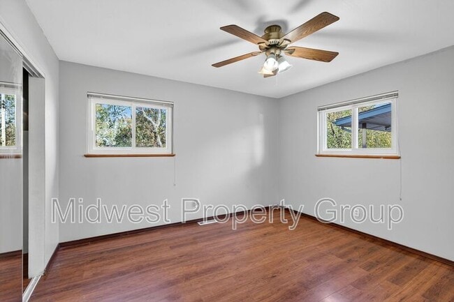 Building Photo - 535 Bardot Dr