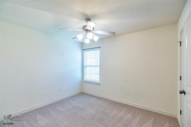 Building Photo - 358 Sugarberry Ave