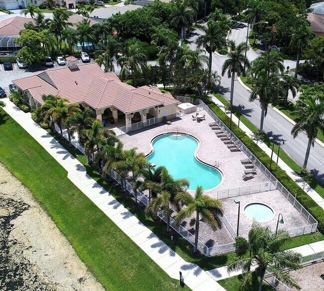 Building Photo - 1427 SW 48th Terrace