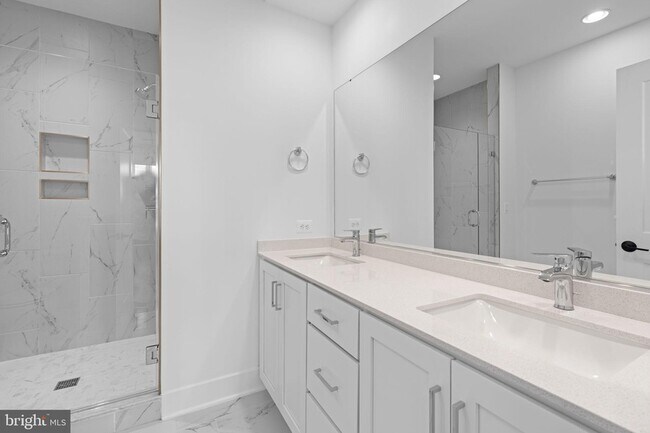Building Photo - 3104 Camber Pl