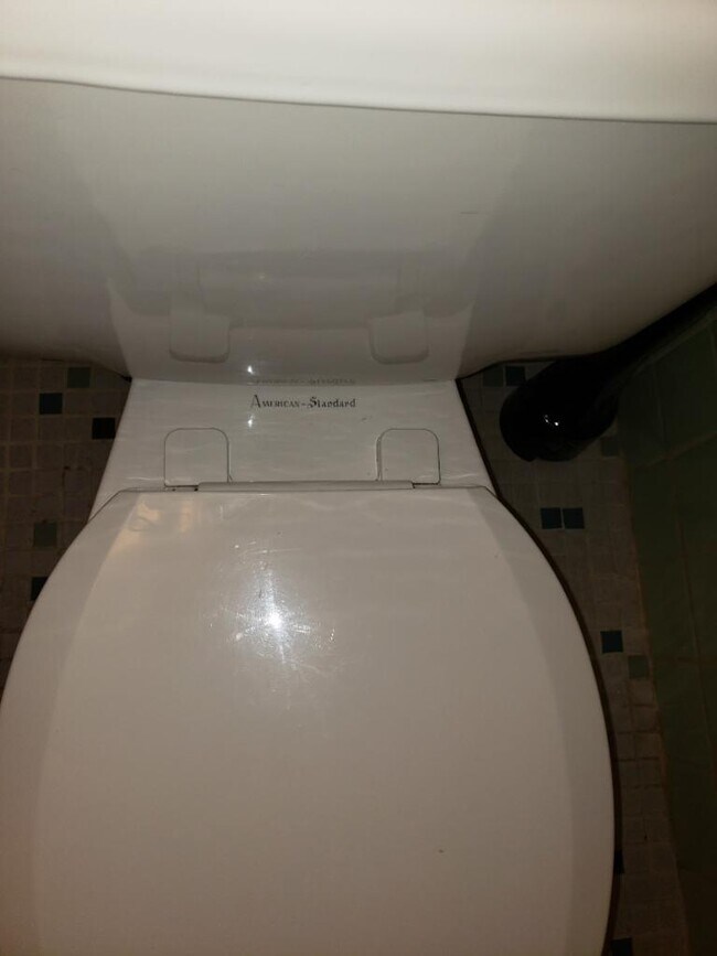 Building Photo - 922 24th St NW