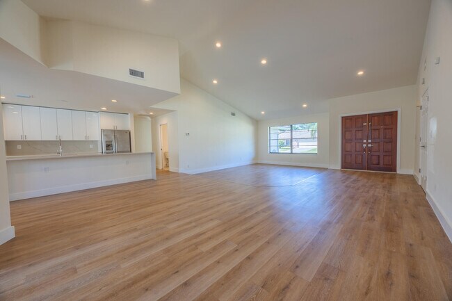 Building Photo - 22352 Martella Ave