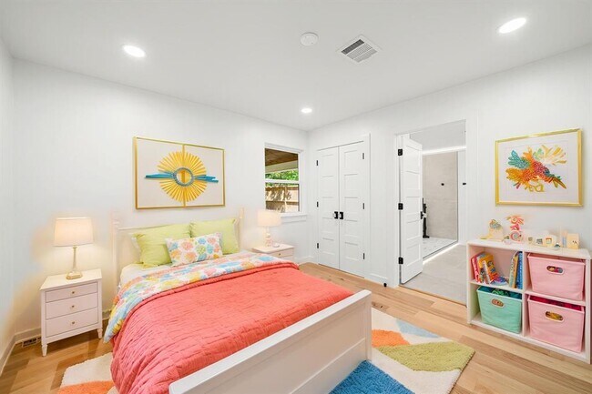 Building Photo - 2506 Briarbrook Dr