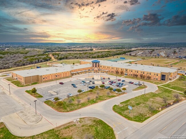 Building Photo - 9947 Cowboy Ln