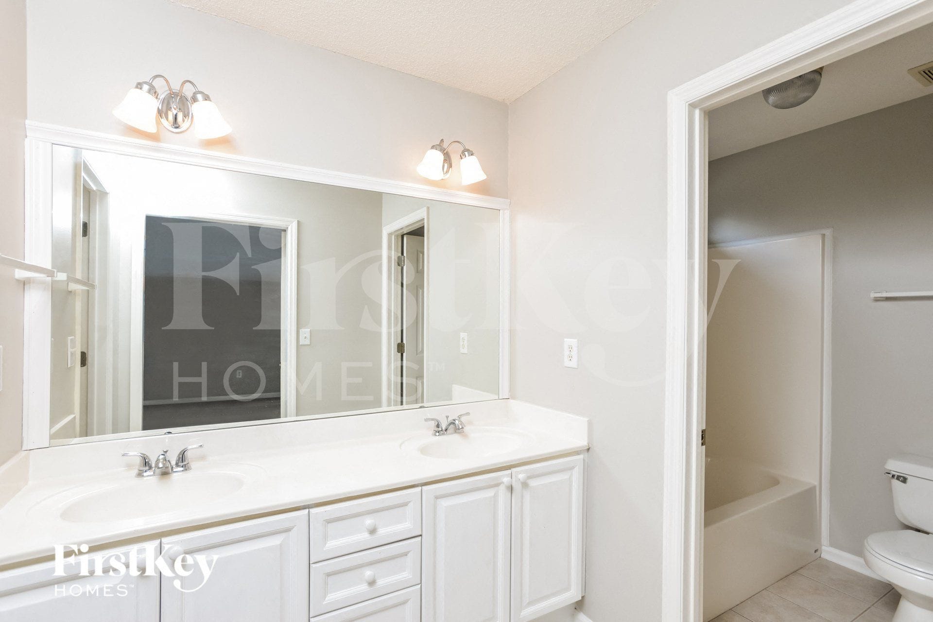 Building Photo - 152 Laurel Woods Dr