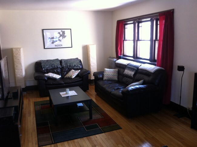 Building Photo - 1129 Elizabeth St